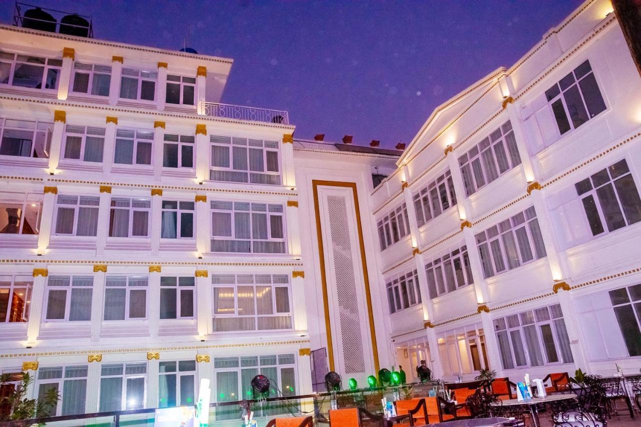 Durbar Hotel&Residence Kathmandu Buitenkant foto
