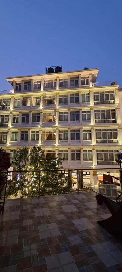 Durbar Hotel&Residence Kathmandu Buitenkant foto