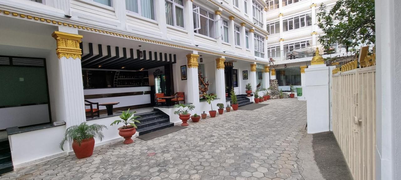 Durbar Hotel&Residence Kathmandu Buitenkant foto