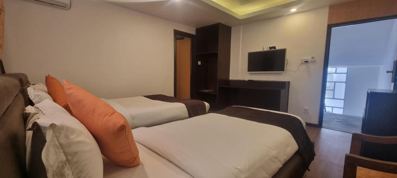 Durbar Hotel&Residence Kathmandu Buitenkant foto