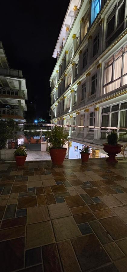 Durbar Hotel&Residence Kathmandu Buitenkant foto