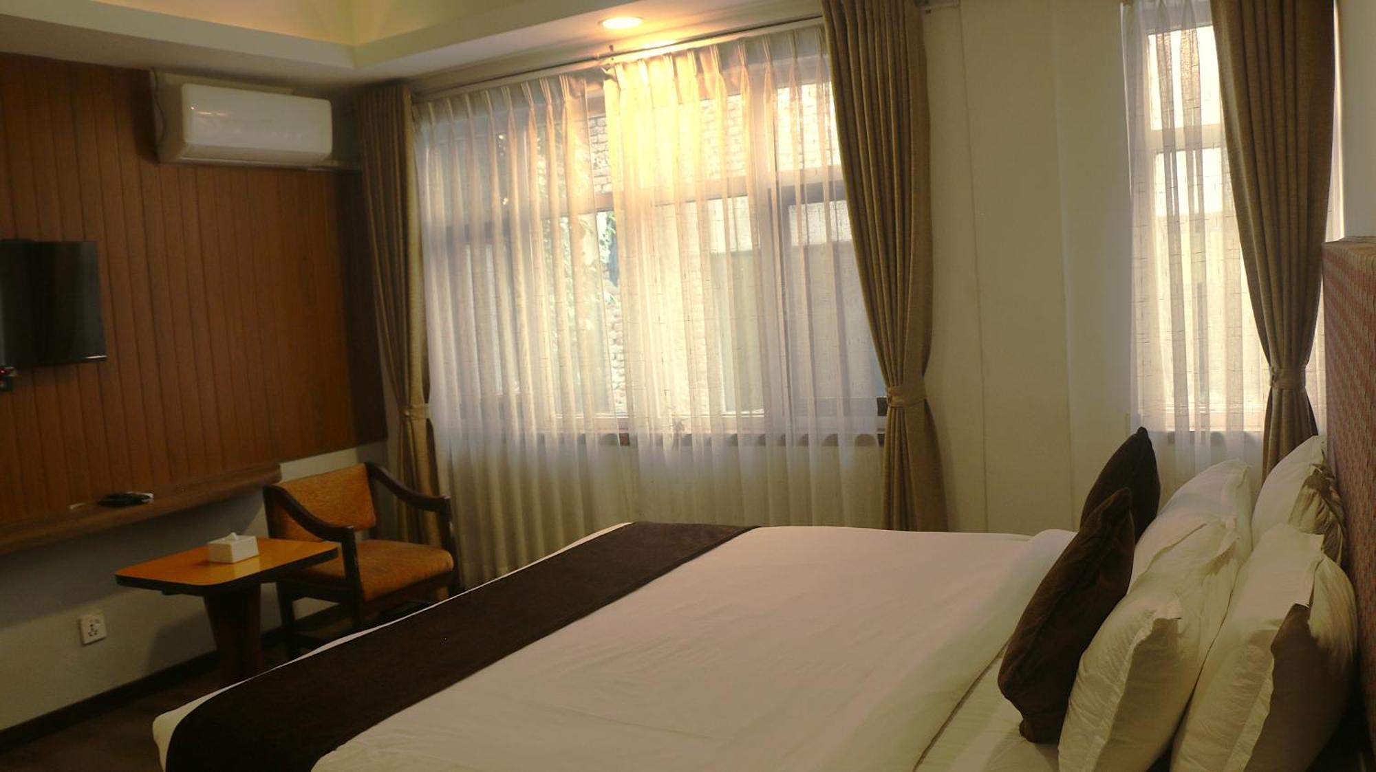 Durbar Hotel&Residence Kathmandu Buitenkant foto